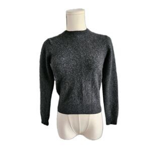 Uniqlo XS charcoal Gray 100% Cashmere Sweater Pullover Long Sleeve Crew Neck